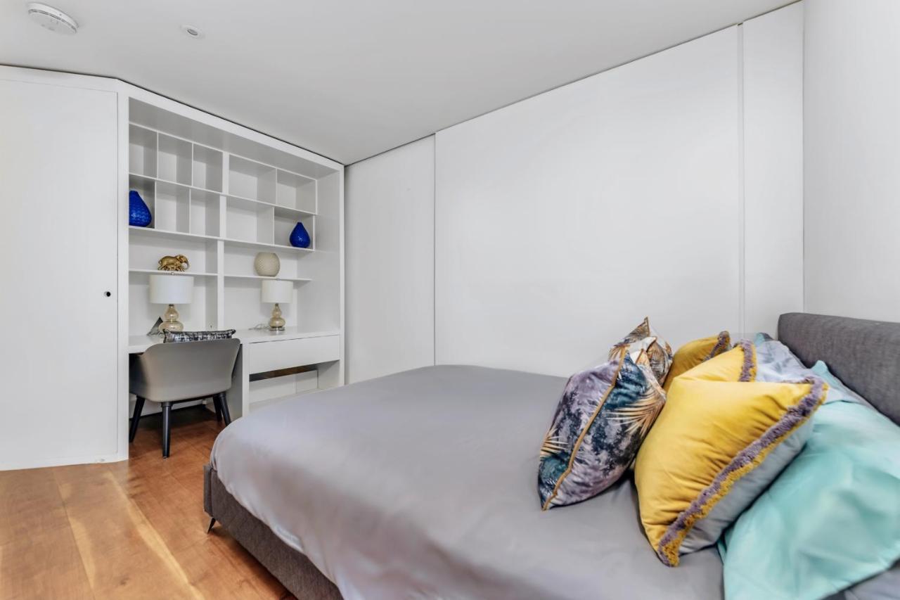 Apartament Interior-designer With 2 Terraces