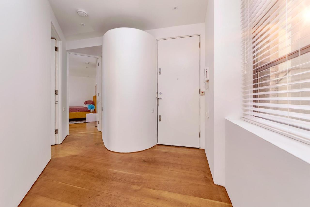 Apartament Interior-designer With 2 Terraces Londra