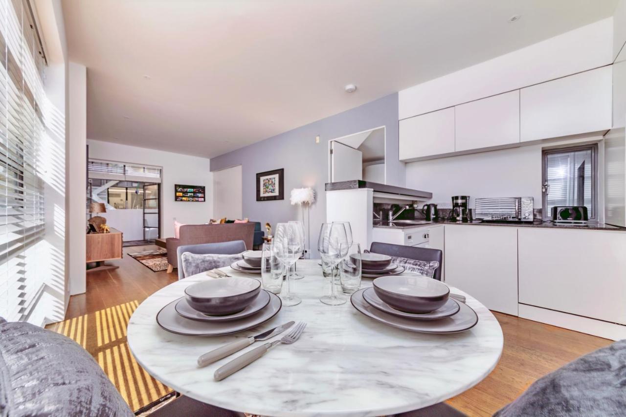 Apartament Interior-designer With 2 Terraces